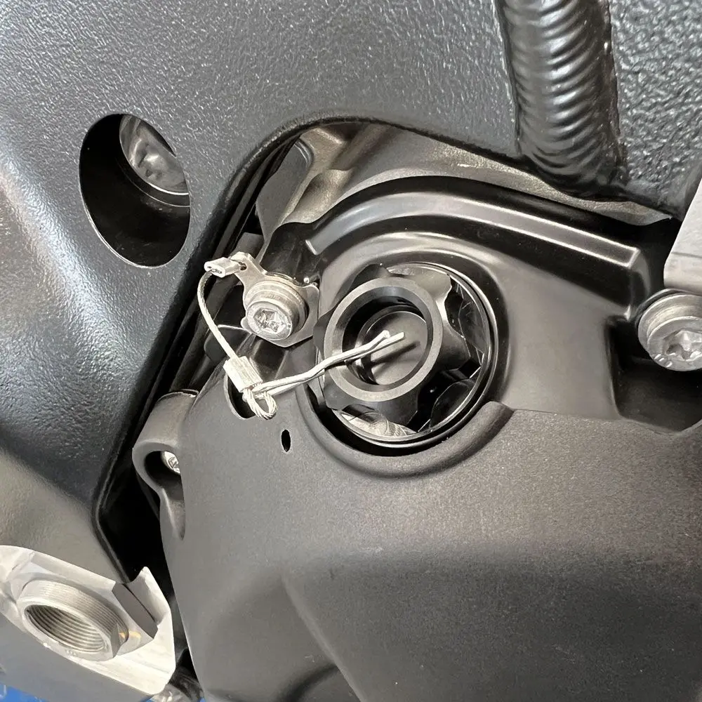 Alpha Racing S1000rr (All Years) Oil Filler Plug Kit 1