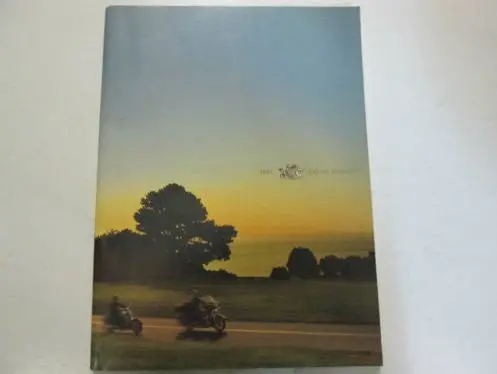 2005 Harley Davidson Touring Handbook The Americas Owners Group Guide Manual [Paperback] Sue Grzeca 1