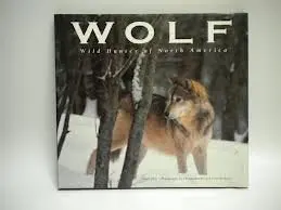 Wolf: Wild Hunter Of North America [Paperback] Obee, Bruce 1