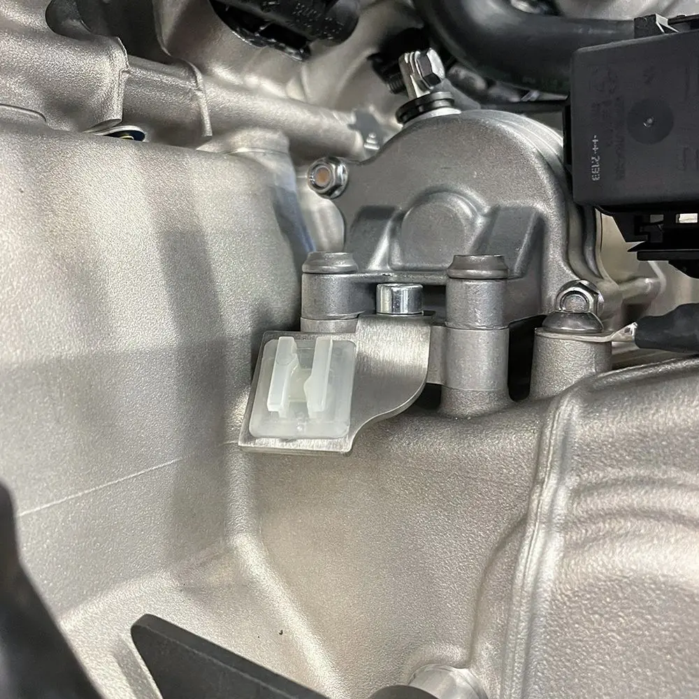 Bracket Fast Shift Sensor Connector 1