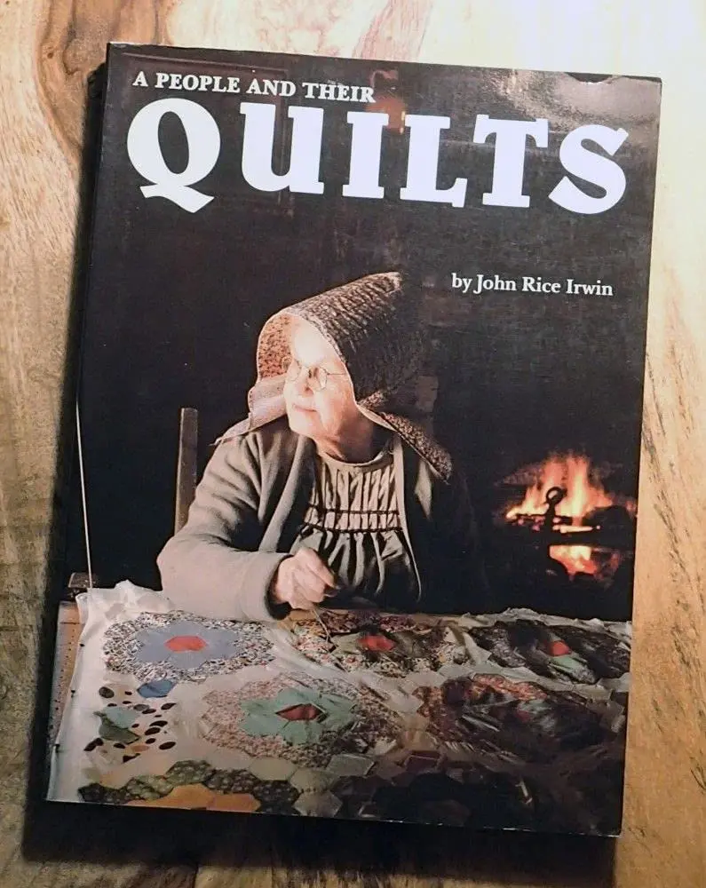 A People And Their Quilts [Paperback] Irwin, John Rice 1