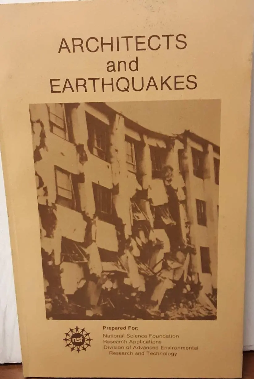 Architects And Earthquakes [Paperback] Elmer Botsai 1