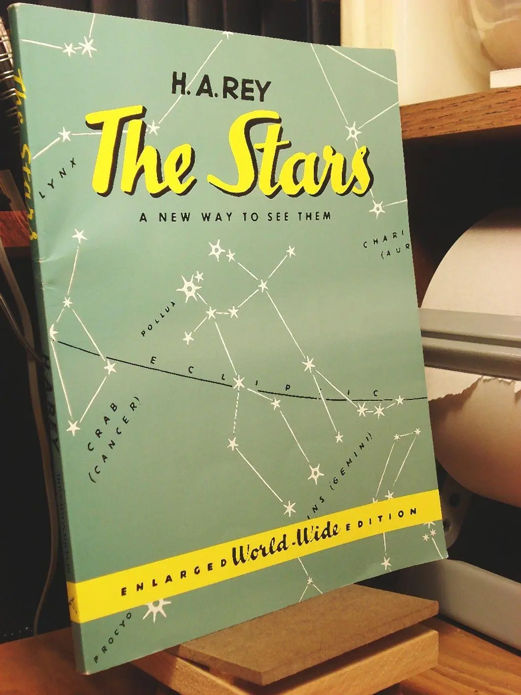 The Stars: A New Way To See Them Rey, H. A. 1