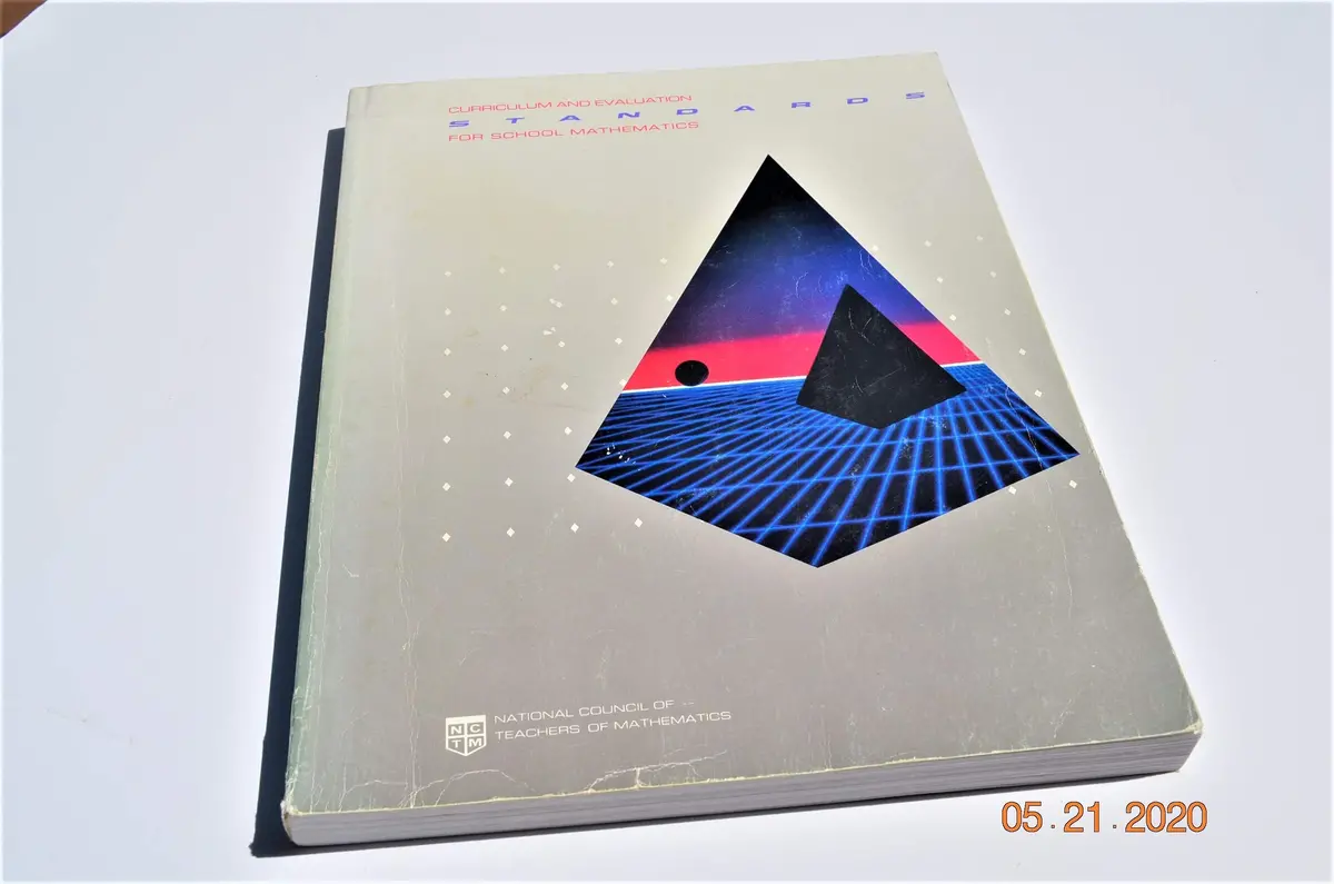 Curriculum And Evaluation Standards For School Mathematics [Paperback] National Council Of Teachers Of Mathematics. Commission On Standards F 1