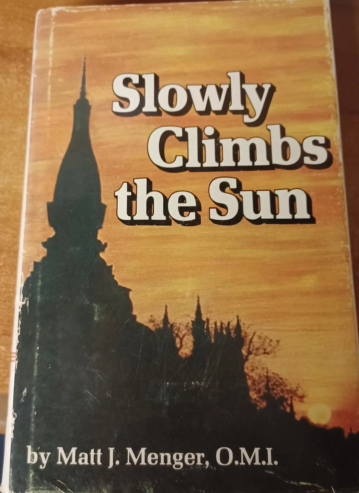 Slowly Climbs The Sun Menger, Matt 1