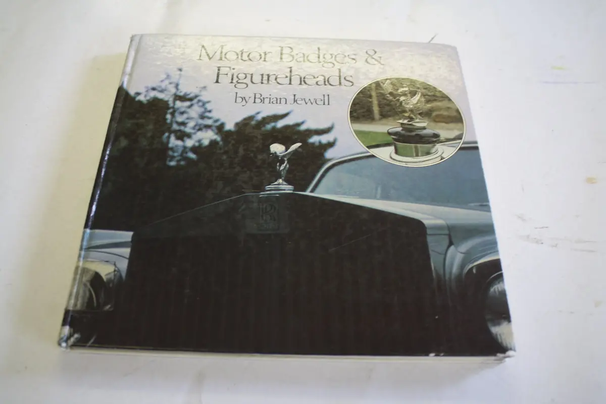 Motor Badges And Figureheads (Midas Collectors' Library) Jewell, Brian 1