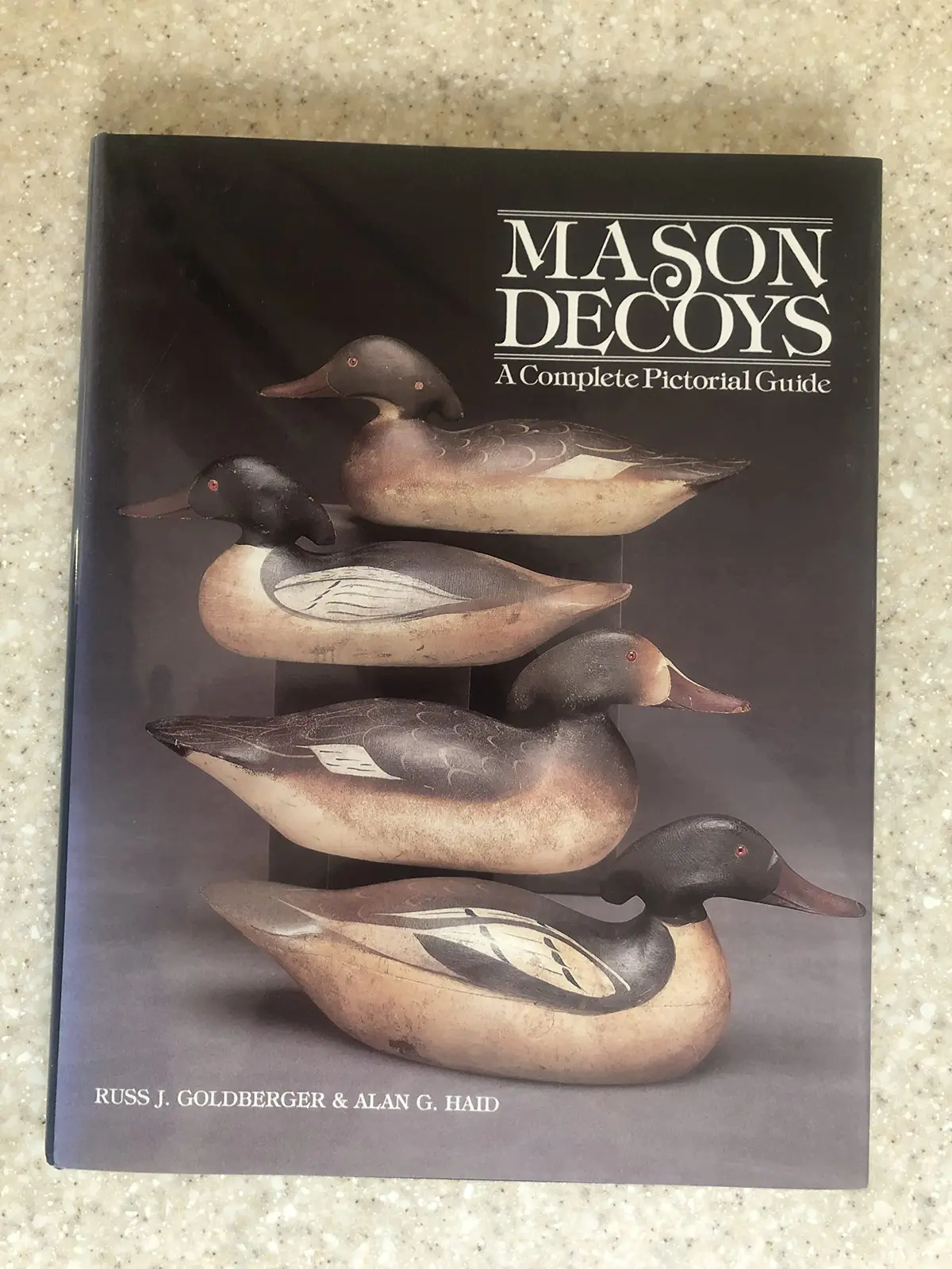 Mason Decoys: A Pictorial Guide Goldberger, Russ J. 1