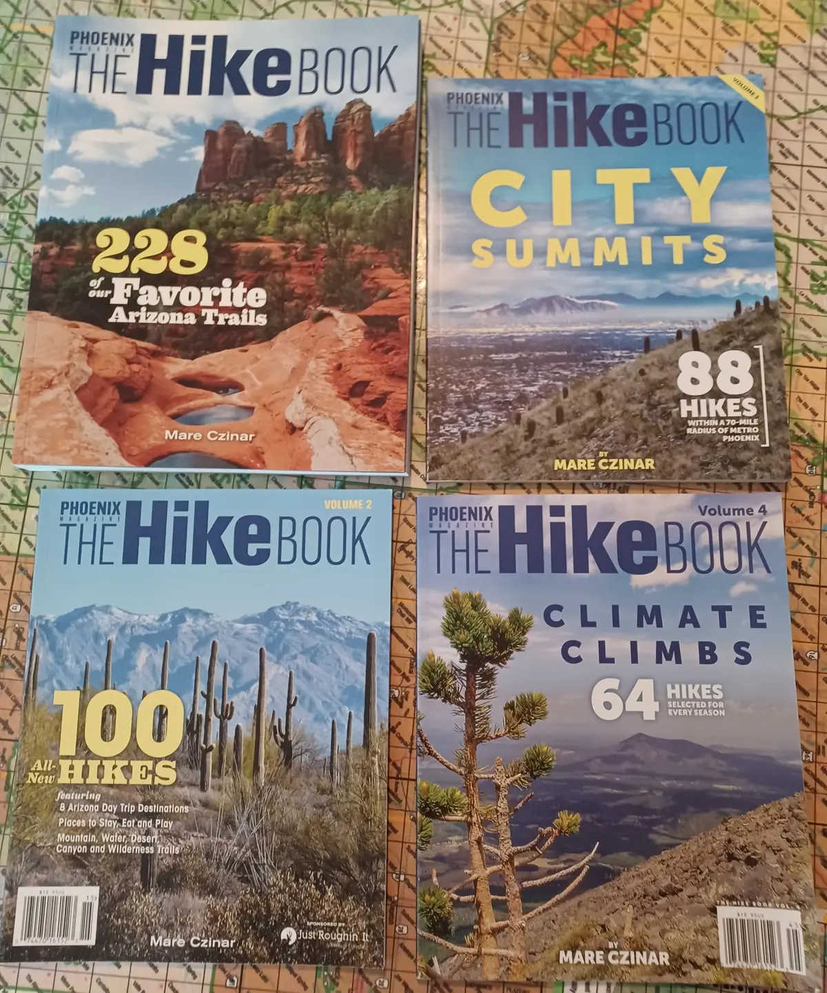 Phoenix Magazine: The Hike Book 4-Volume Set [Map] Mare Czinar 1