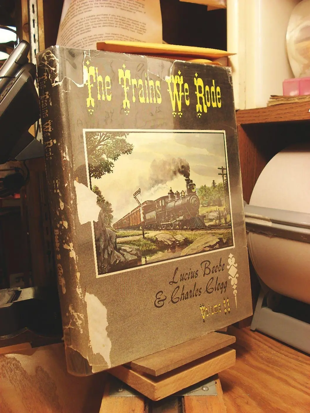 The Trains We Rode, Vol. 2: Northern Pacific/Waubash [Hardcover] Beebe, Lucius 1