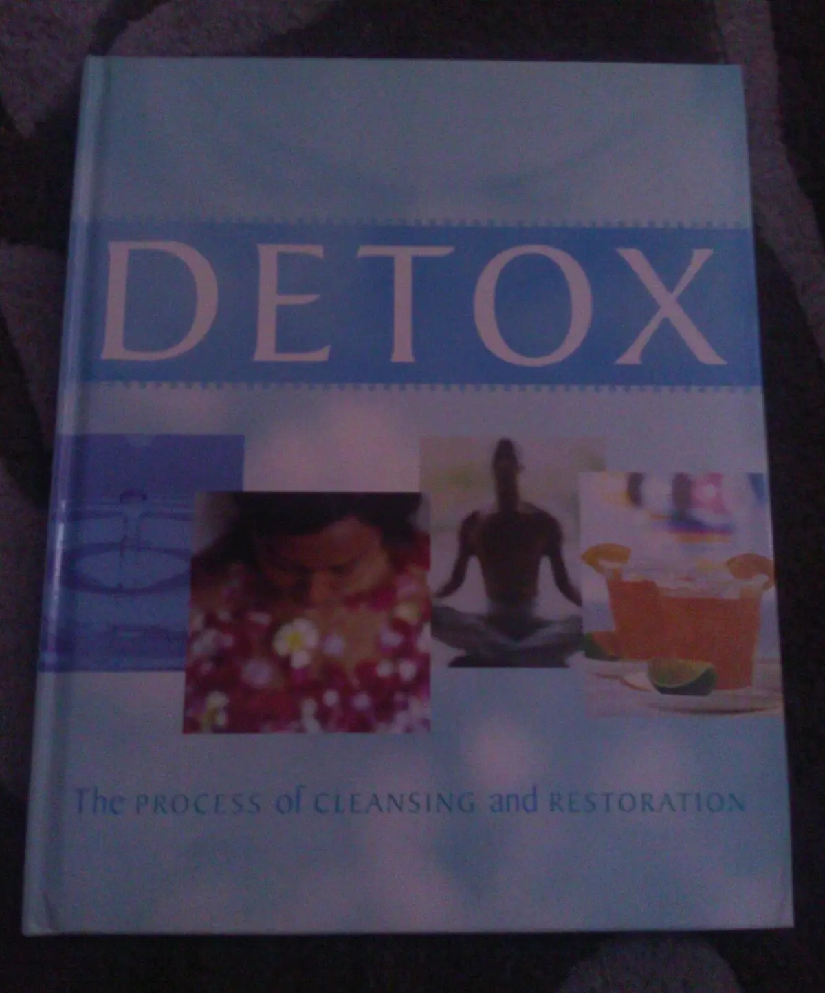 Detox [Hardcover] Sara Rose 1
