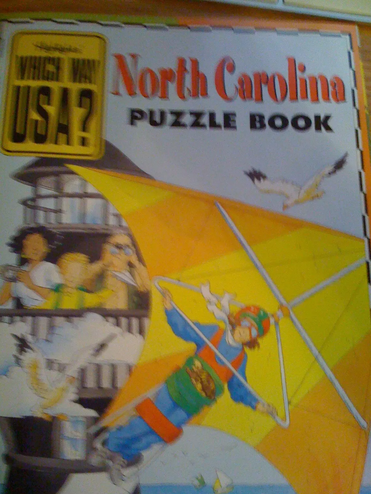 Highlights Which Way Usa? North Carolina Puzzle Book And Map Set (Highlights Which Way Usa?, 1208-A) [Paperback] Andrew Gutelle 1