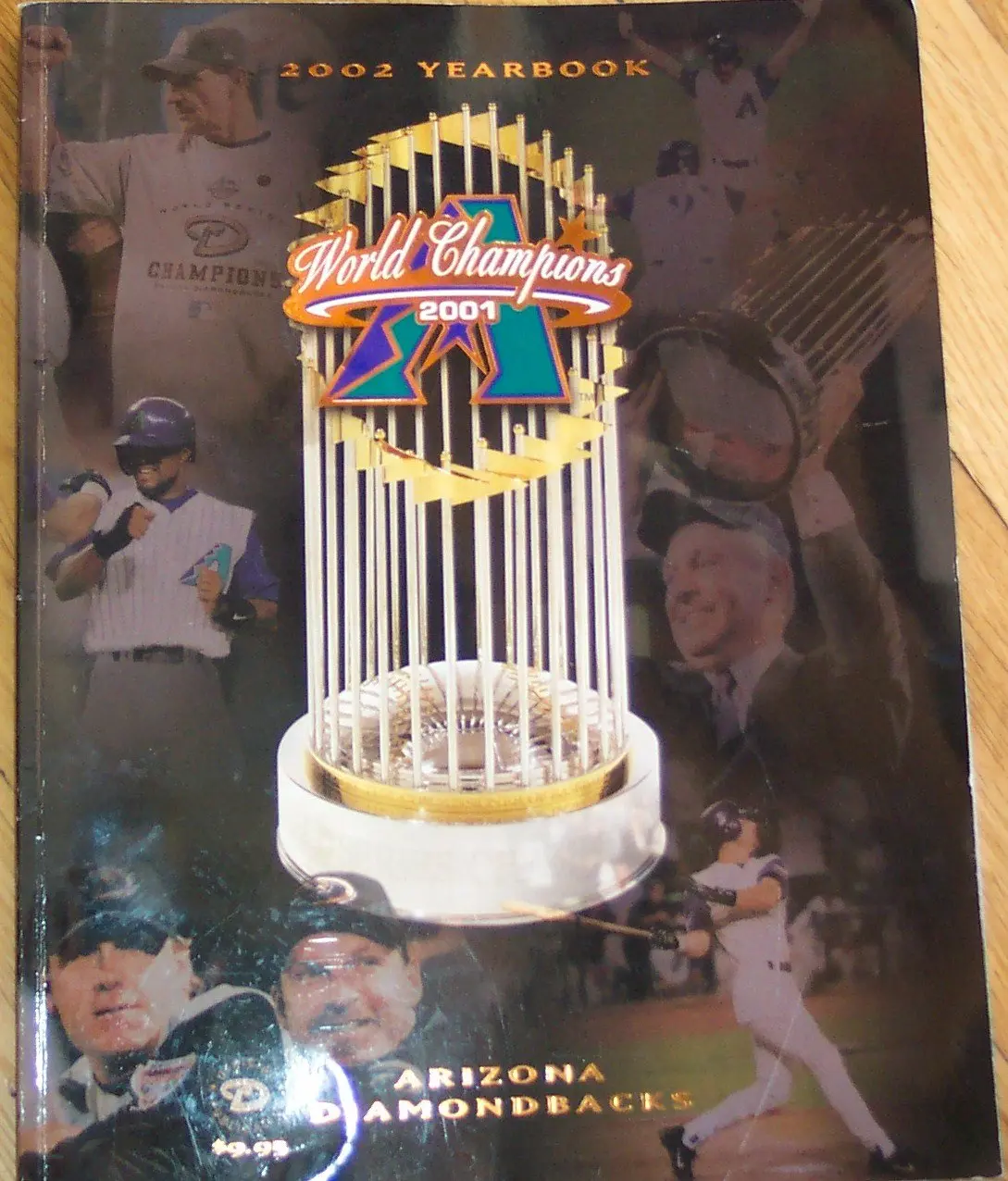 Arizona Diamondbacks 2001- 2002 Yearbook (Official Publication) [Paperback] Arizona Diamondbacks 1
