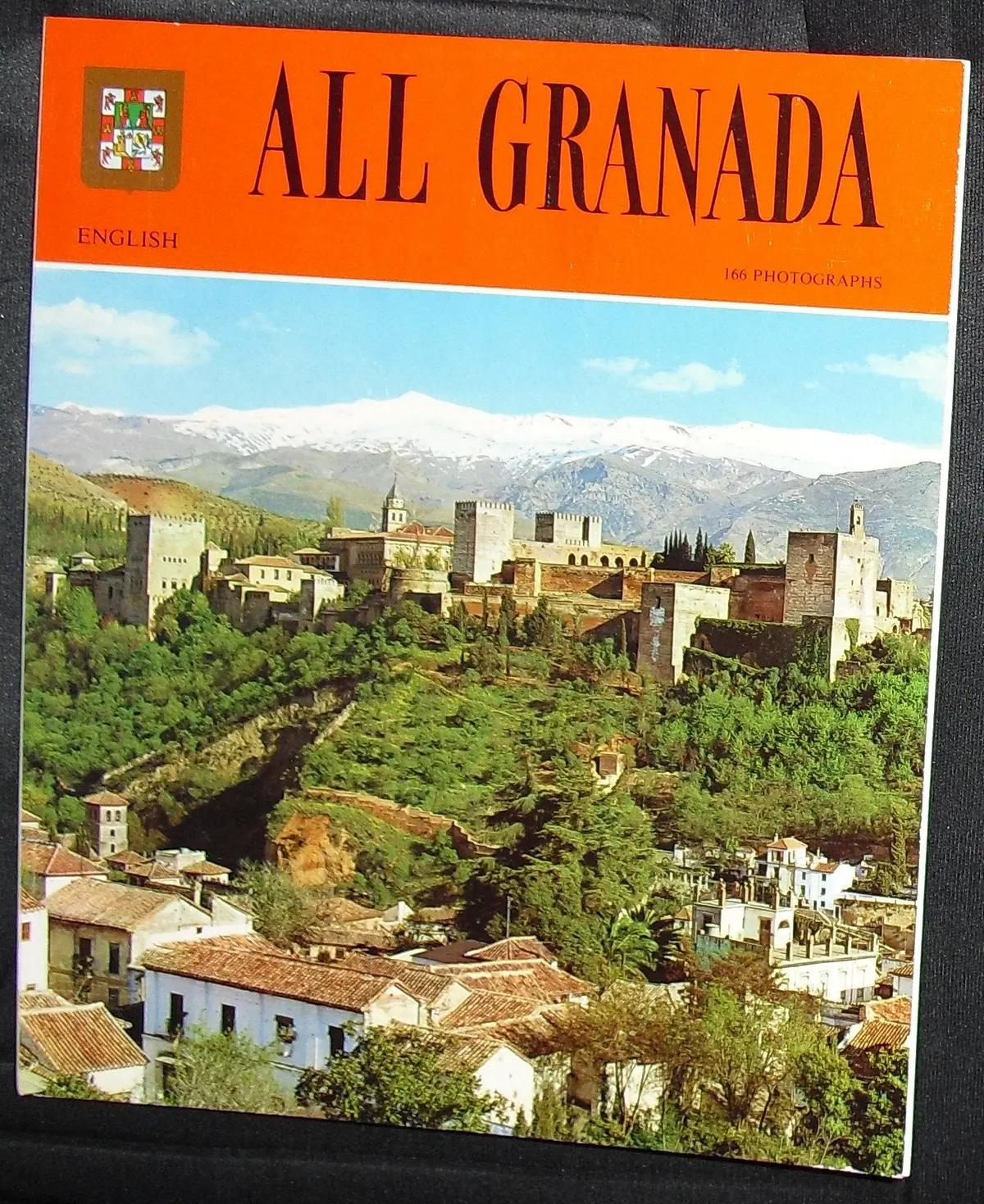 All Granada [Paperback] Escudo De Oro 1