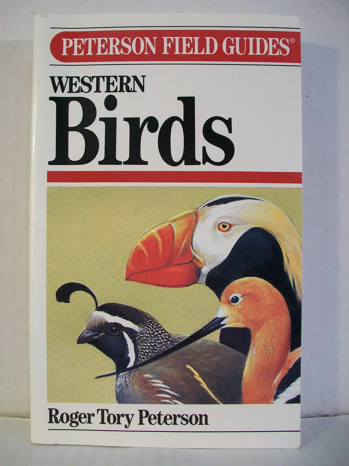 A Field Guide To Western Birds: A Completely New Guide To Field Marks Of All Species Found In North America West Of The 100Th Meridian And North Of [Paperback] Peterson, Roger Tory 1
