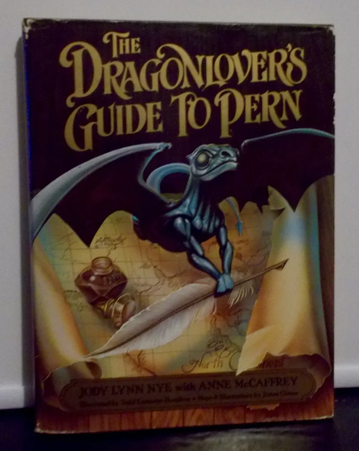 The Dragonlover's Guide To Pern Jody Lynn Nye; Anne Mccaffrey; Todd Cameron Hamilton And James Clouse 1