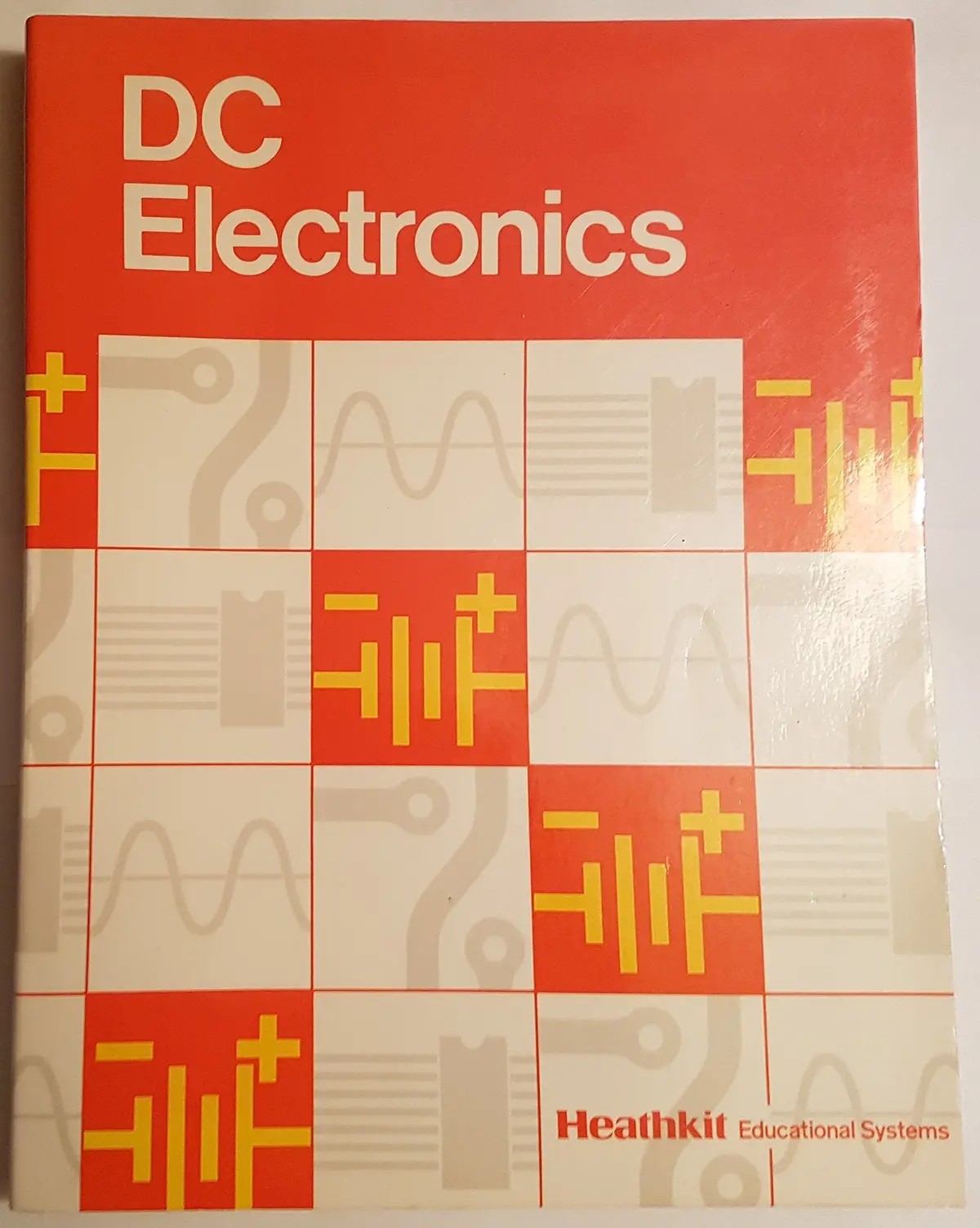 Dc Electronics (Heathkit Zenith Educational Systems) [Paperback] Heath Company 1