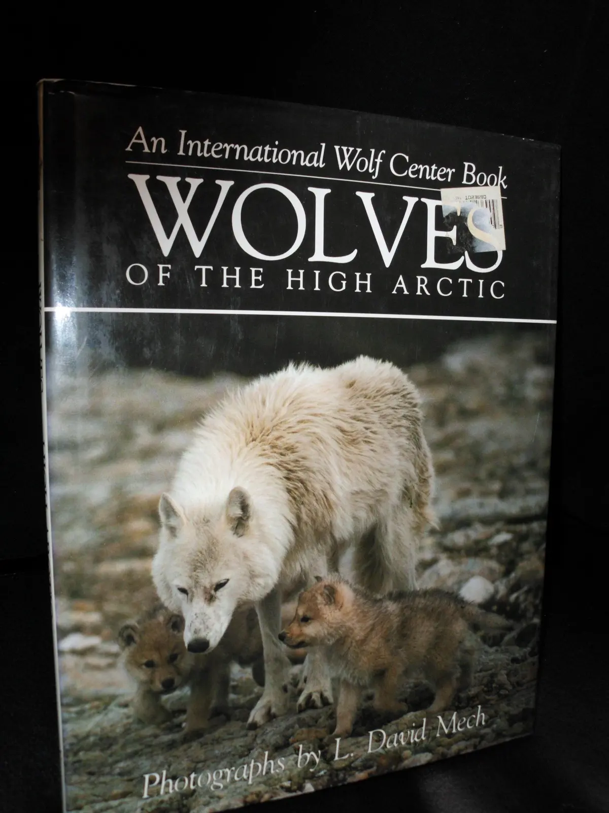 Wolves Of The High Arctic Mech, L. David 1