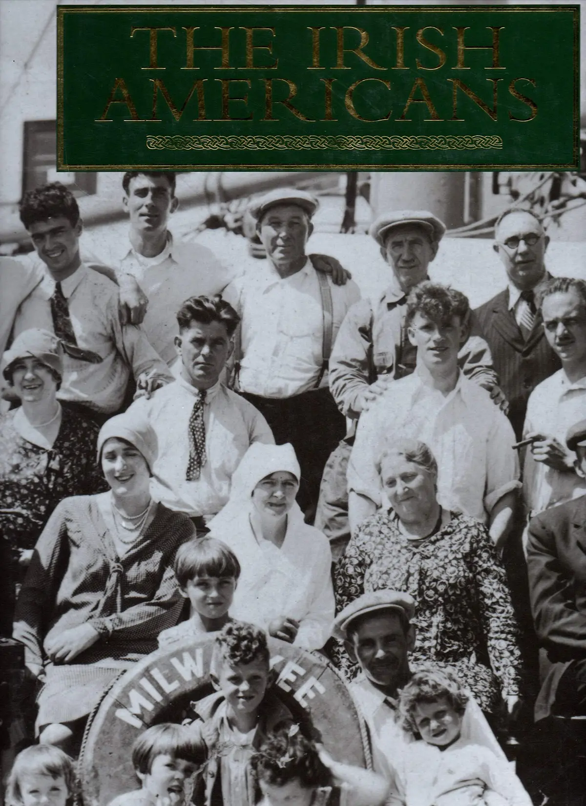 The Irish Americans: The Immigrant Experience [Hardcover] Griffin, William D. 1