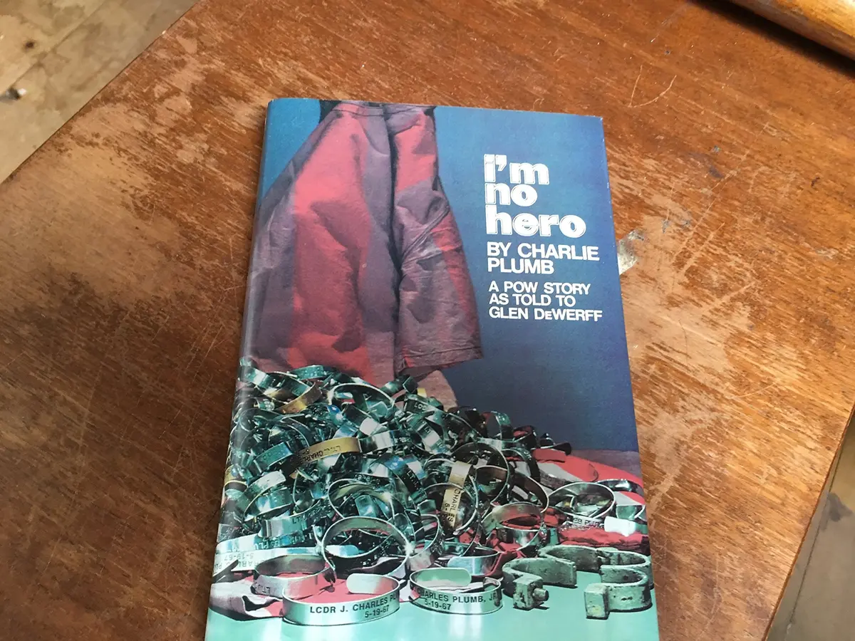 I'm No Hero: A Pow Story As Told To Glen Dewerff Plumb, Charlie 1
