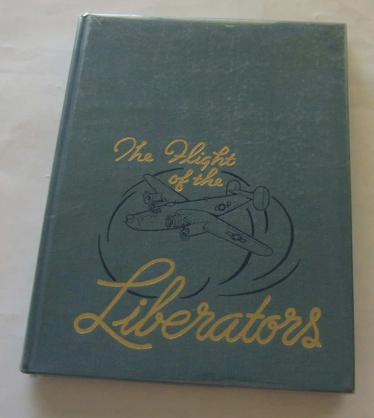 Flight Of The Liberators: The Story Of The Four Hundred And Fifty-Fourth Bombardment Group Barker, John 1