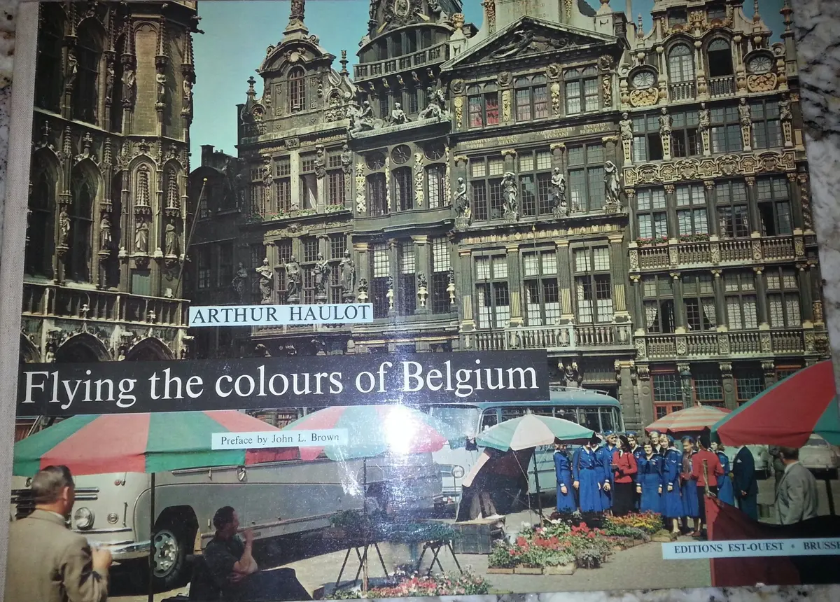 Flying The Colours Of Belgium [Hardcover] Unknown Author 1