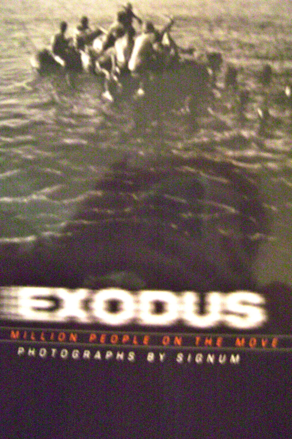 Exodus: 50 Million People On The Move Signum, 1